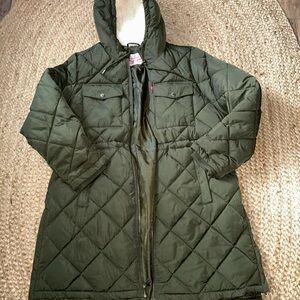 Levi's Women’s Quilted Puffer Jacket - Olive